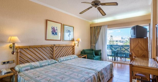 Hotel Blue Sea Costa Bastian