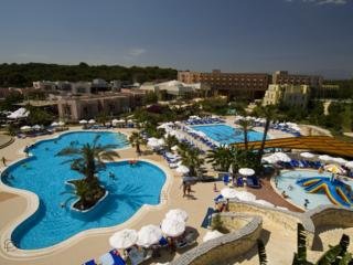 Hotel Blue Waters Club