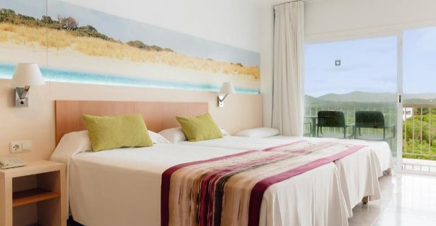 Hotel Bluesea Coral Beach