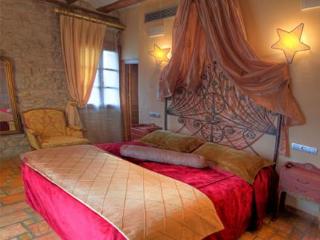 Hotel Bodegas De Arnes
