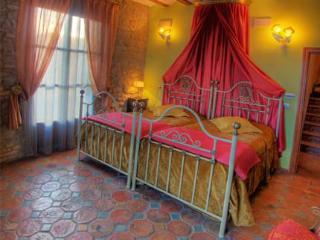 Hotel Bodegas De Arnes