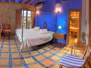 Hotel Bodegas De Arnes