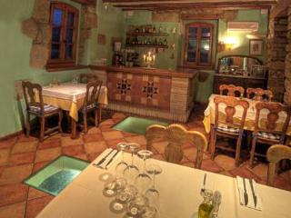 Hotel Bodegas De Arnes