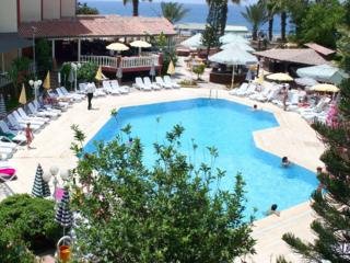 Hotel Bone Club