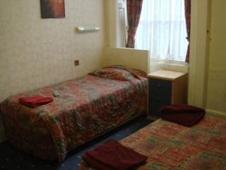 Hotel Boston Court
