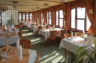 Hotel Botel Marina