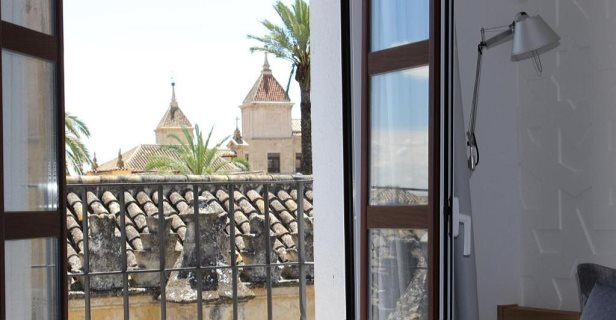 Hotel Boutique Caireles
