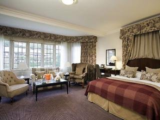 Hotel Box Hill Burford Bridge
