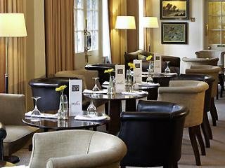 Hotel Box Hill Burford Bridge