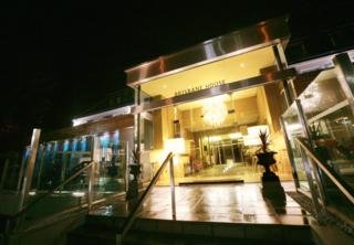 Hotel  Brisbane House