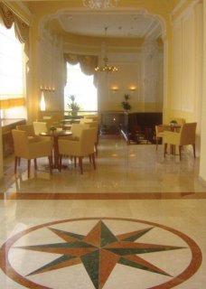 Hotel Bristol