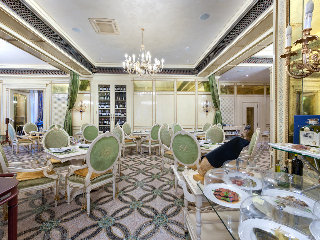 Hotel Bristol