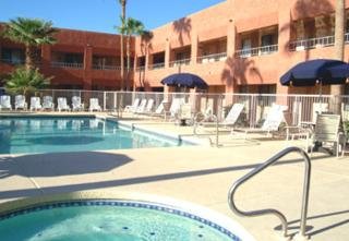 Hotel Bw Plus Innsuites Phoenix & Suites