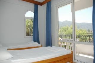 Hotel Bybassos