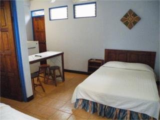 Hotel Cabinas Espadilla