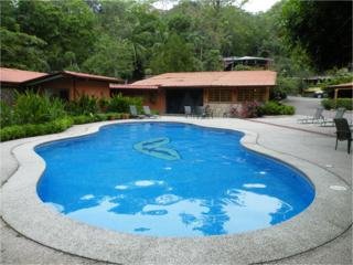 Hotel Cabinas Espadilla
