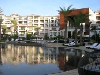 Hotel Cabo Azul Resort