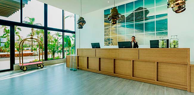 Hotel Cabogata Beach