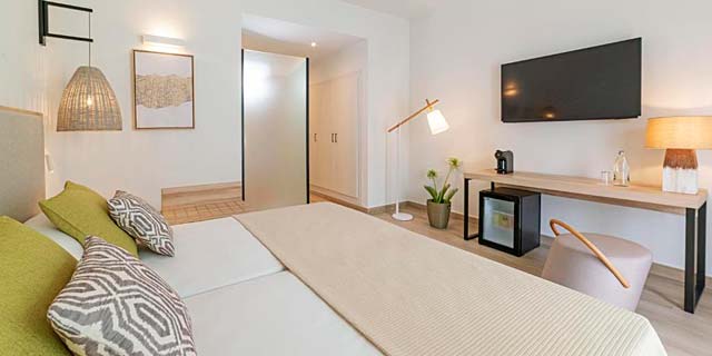 Hotel Cabogata Beach