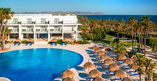 Hotel Cabogata Jardín