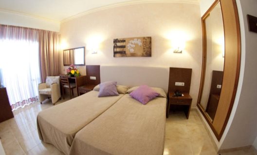 Hotel Cala Gat