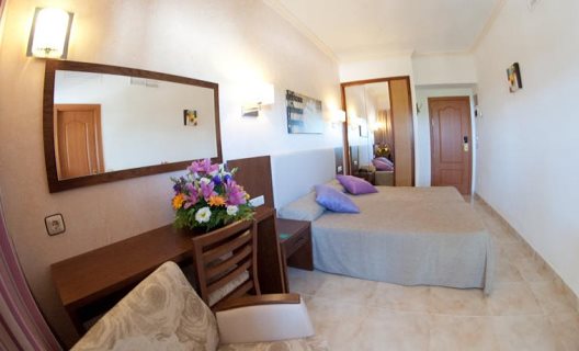 Hotel Cala Gat