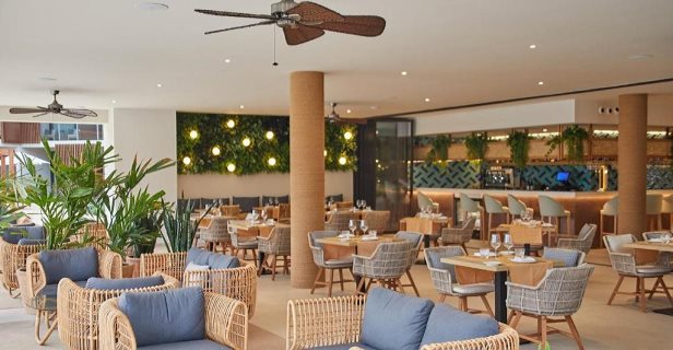Hotel Cala San Miguel The Club