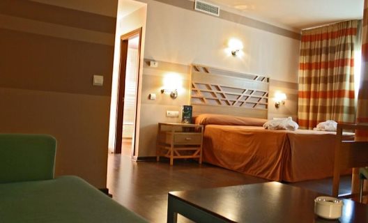 Hotel Calamijas