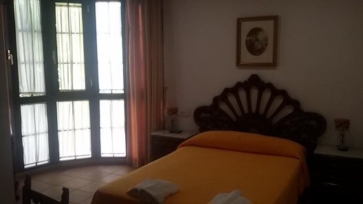 Hotel Calderon
