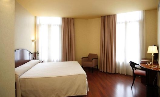 Hotel Caledonian
