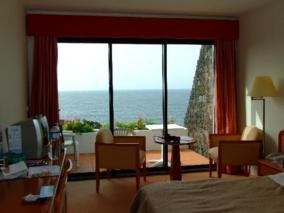Hotel Caloura