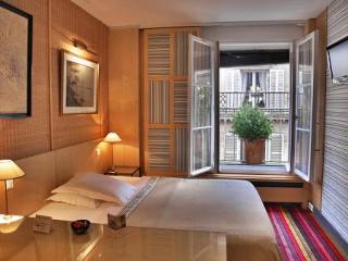 Hotel Cambon