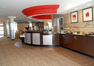 Hotel Cambria Suites