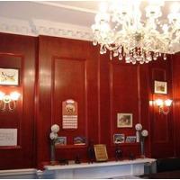 Hotel Camelot House