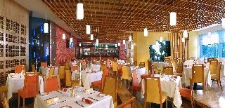 Hotel Camino Real Connected To International Mexico City