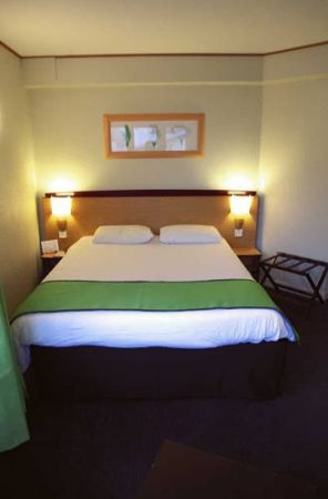 Hotel Campanile Gare Du Nord