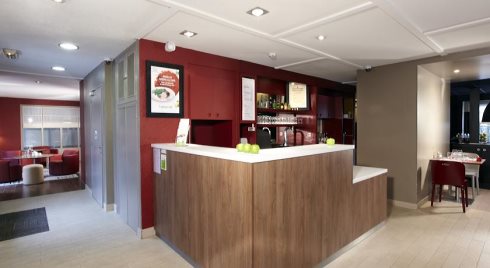 Hotel Campanile Les Ulis