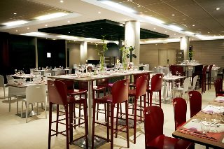 Hotel Campanile Paris Ouest - Pont De Suresnes