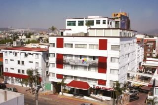 Hotel Campestre Inn & Residencias