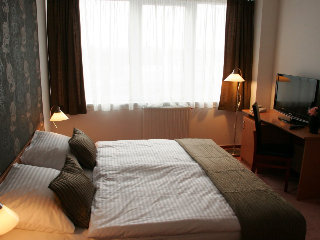 Hotel Canada Kft