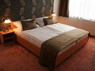 Hotel Canada Kft