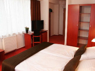 Hotel Canada Kft