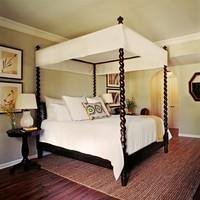 Hotel Canary