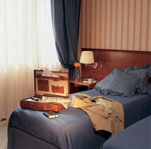Hotel Cancelli Rossi Rome Airport