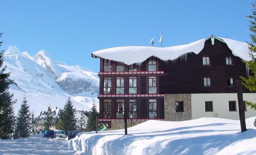 Hotel Candanchu