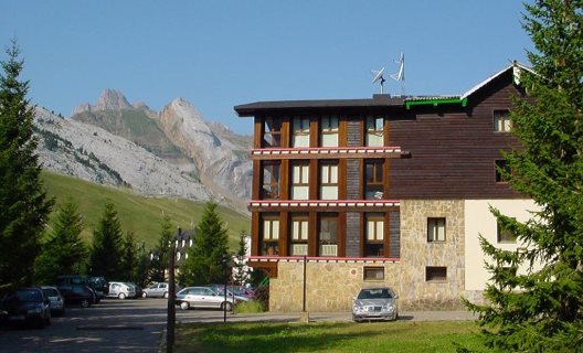 Hotel Candanchu