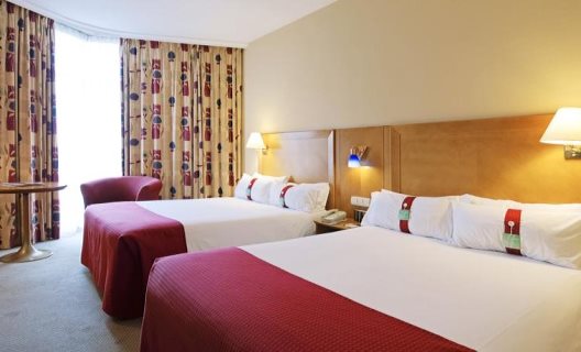 Hotel Canopy By Hilton Madrid Castellana