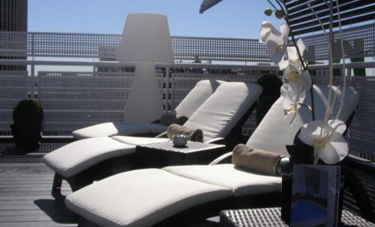 Hotel Canopy By Hilton Madrid Castellana