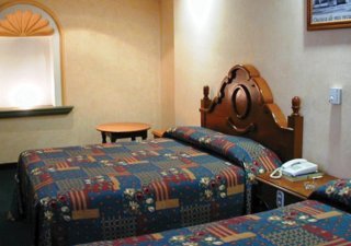 Hotel Cantera Real