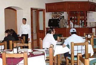 Hotel Cantera Real